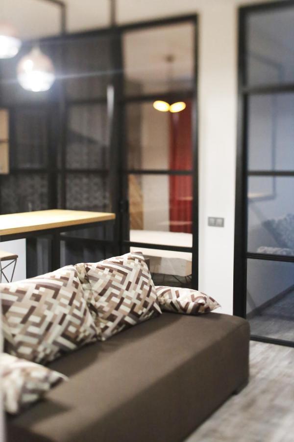 Lion King Lesya Ukrainka Apartment Liov Exterior foto