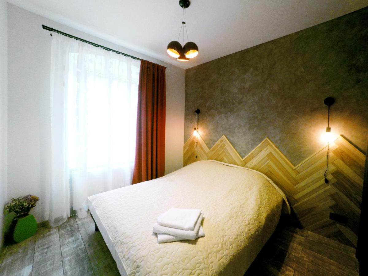 Lion King Lesya Ukrainka Apartment Liov Exterior foto